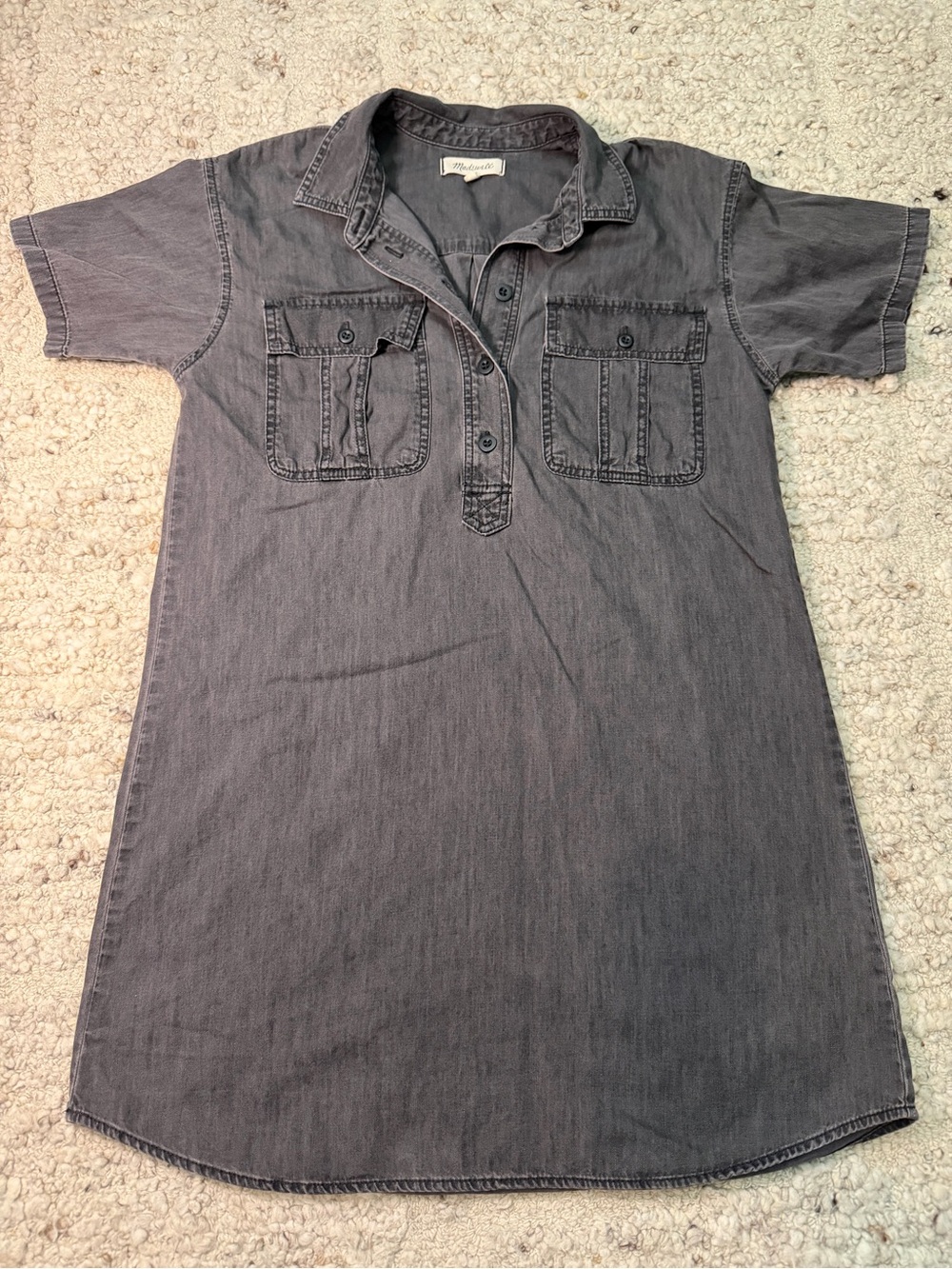 Madewell Casual Short-Sleeve Shirt Dress in Washed Black